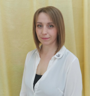 Музыкальный руководитель Емшинина Ольга Вячеславовна Музыкальный руководитель Емшинина Ольга Вячеславовна
